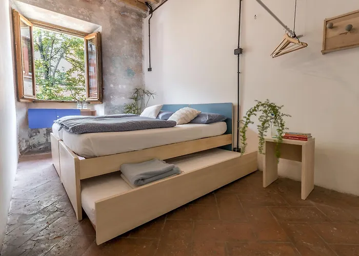 Un Posto A 3* Milano