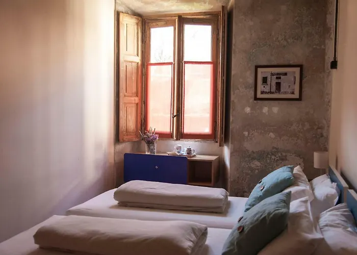 Un Posto A Affittacamere 3*